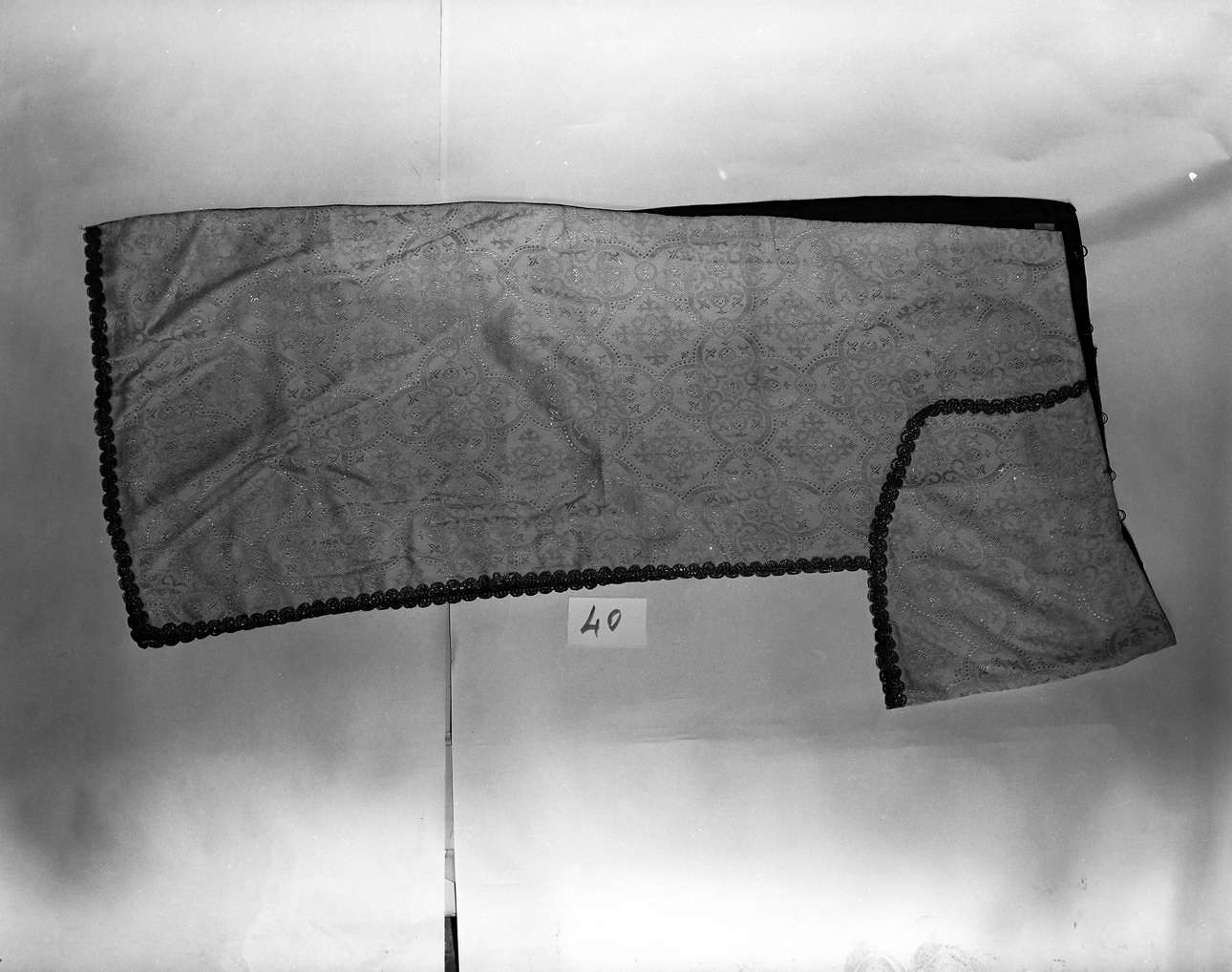 conopeo di tabernacolo - manifattura italiana (fine/inizio secc. XIX/ XX)