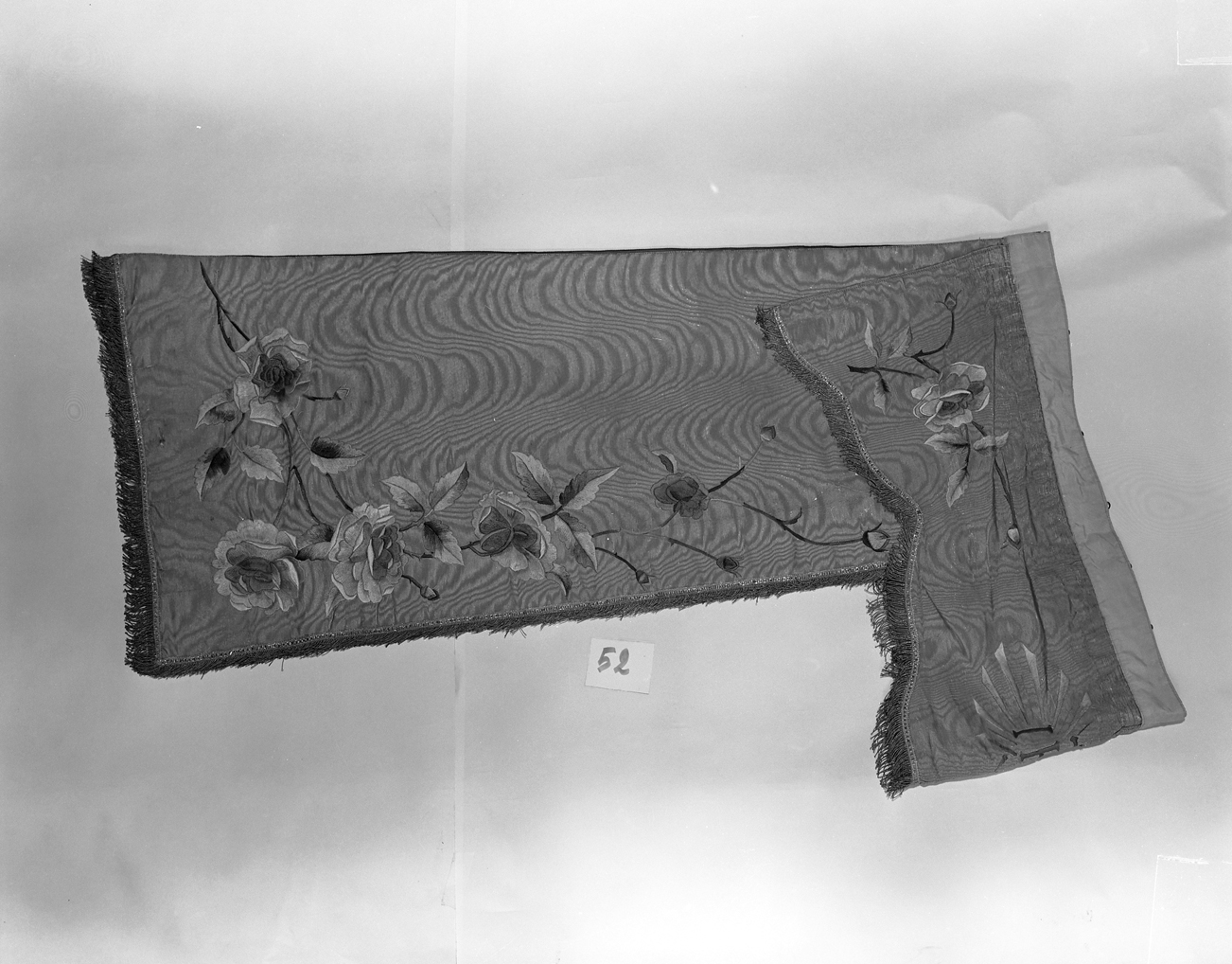 conopeo di tabernacolo - manifattura italiana (prima metà sec. XIX)