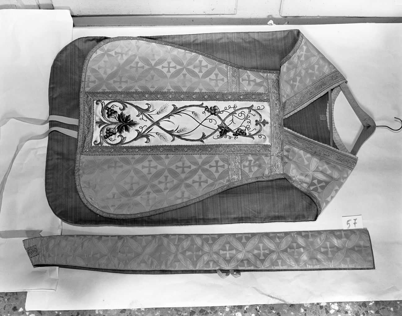 stolone di pianeta - manifattura italiana (fine/inizio secc. XIX/ XX)