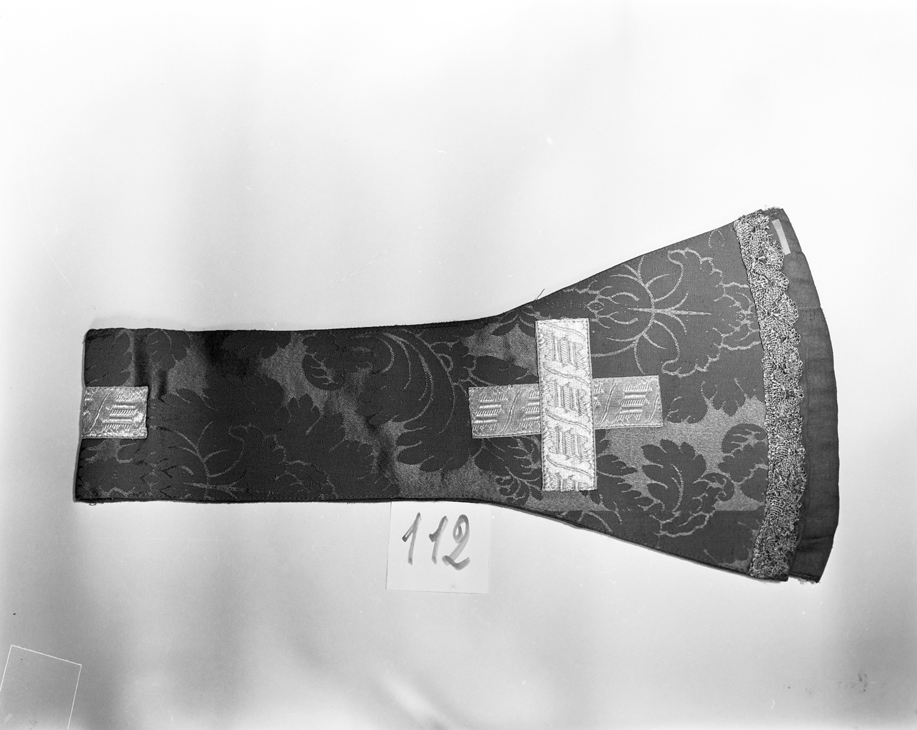 manipolo - manifattura italiana (prima metà sec. XX)