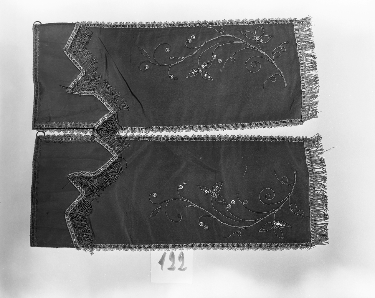 conopeo di tabernacolo - manifattura italiana (seconda metà sec. XIX)