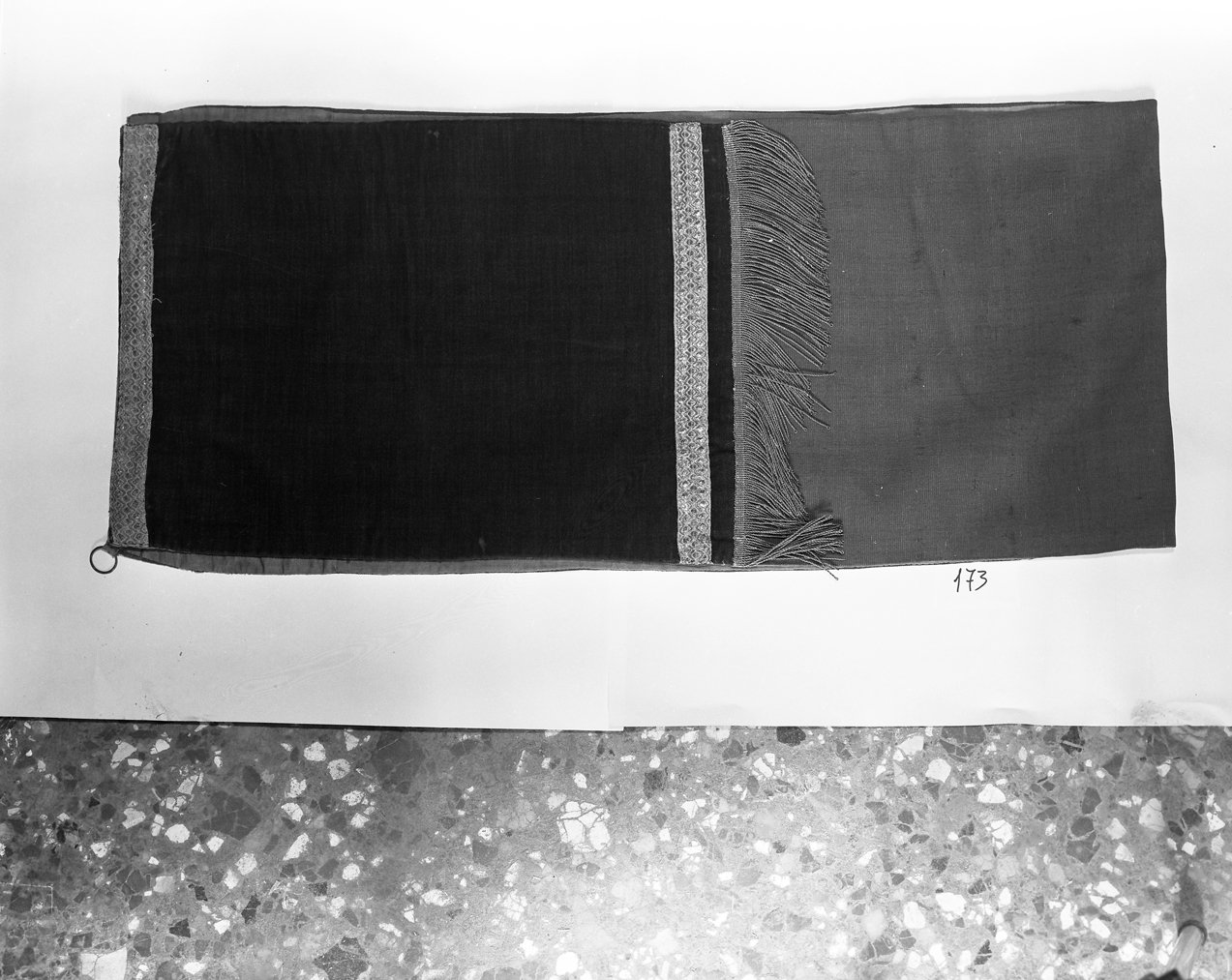 parato da chiesa - manifattura italiana (prima metà sec. XX)