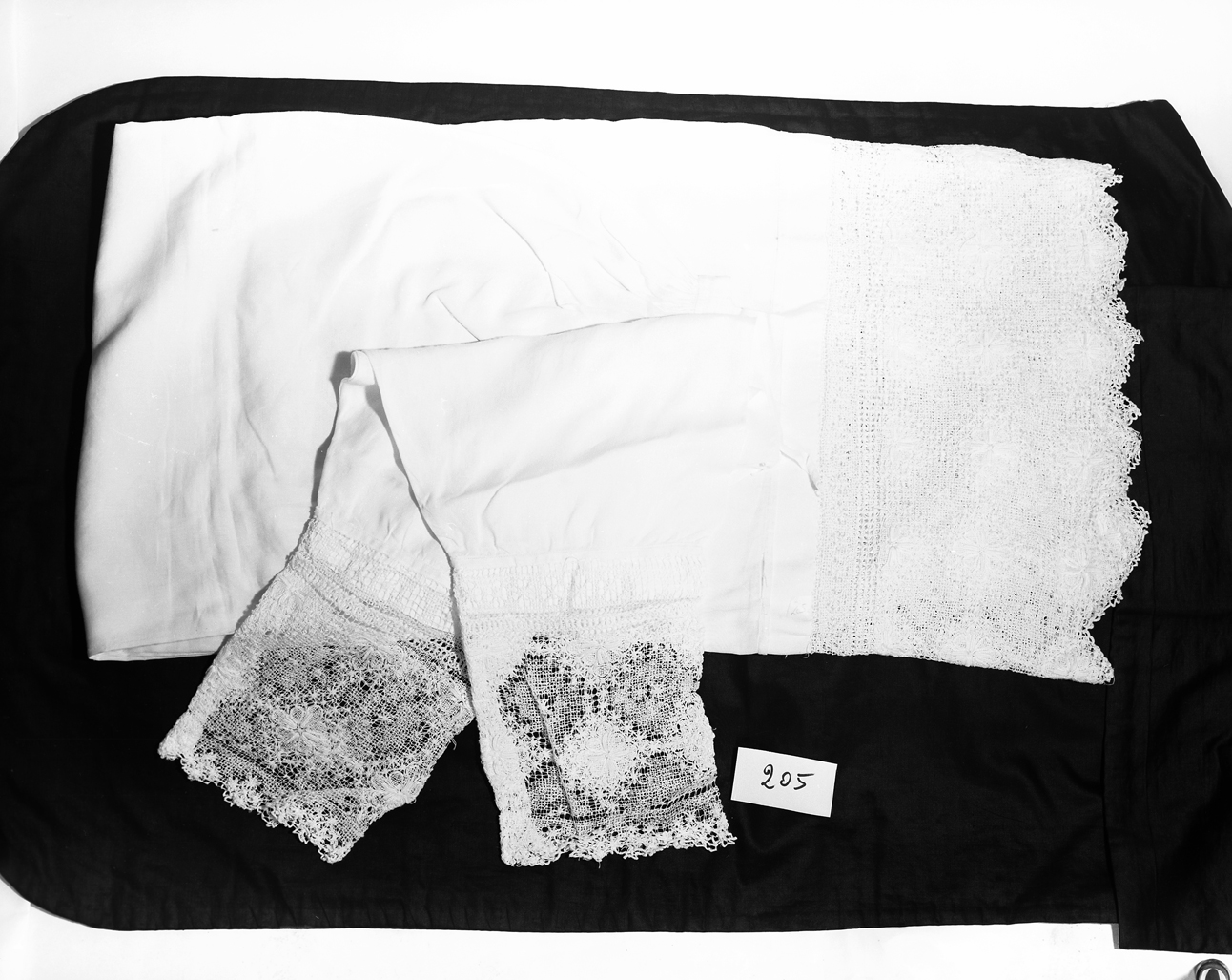 merletto - manifattura buranese (prima metà sec. XIX)