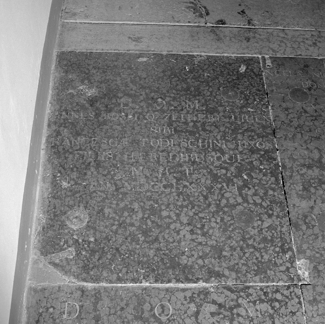 lastra tombale - ambito veneziano (sec. XVIII)