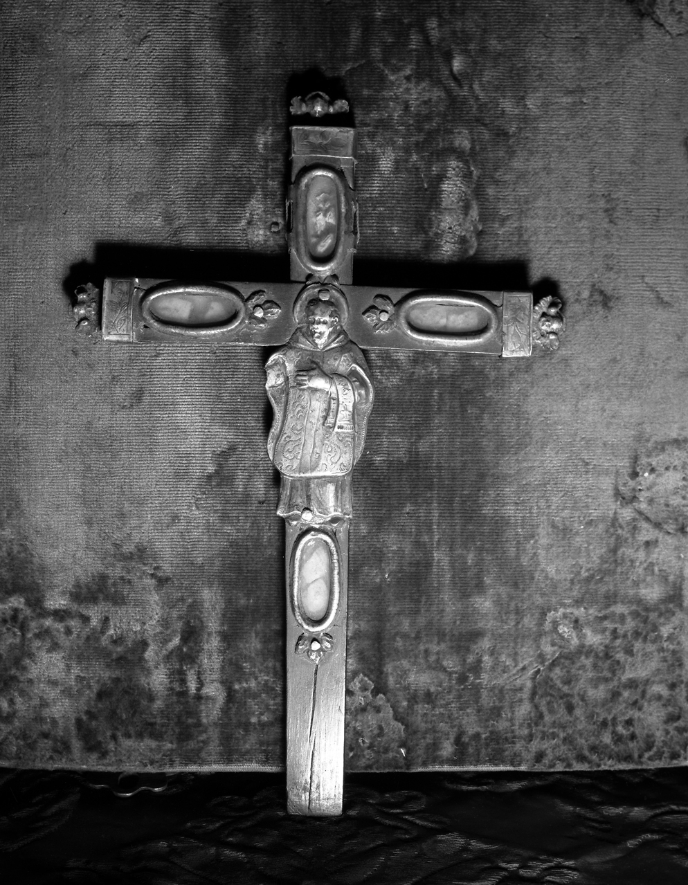 croce d'altare, insieme - bottega veneta (sec. XVIII)