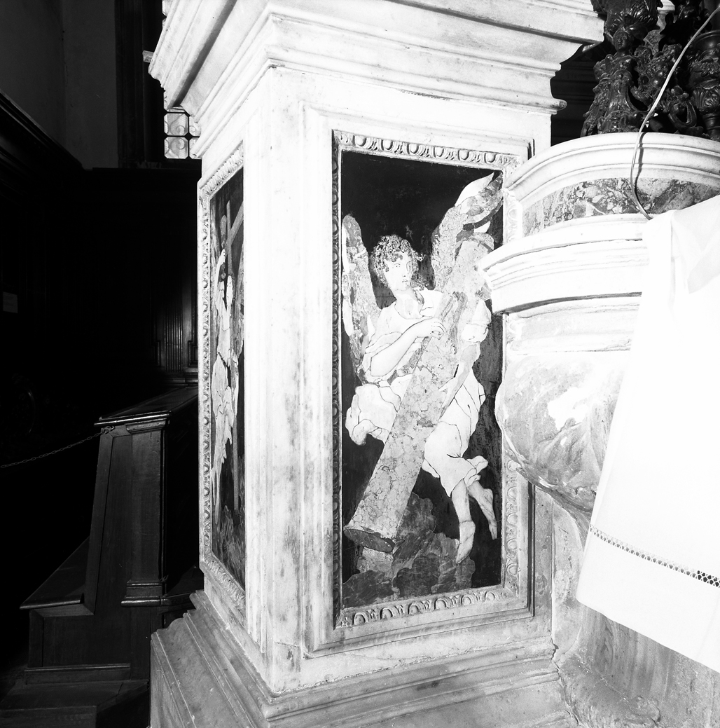 angelo con strumenti della passione (decorazione a intarsio) - ambito veneziano (seconda metà sec. XVII)