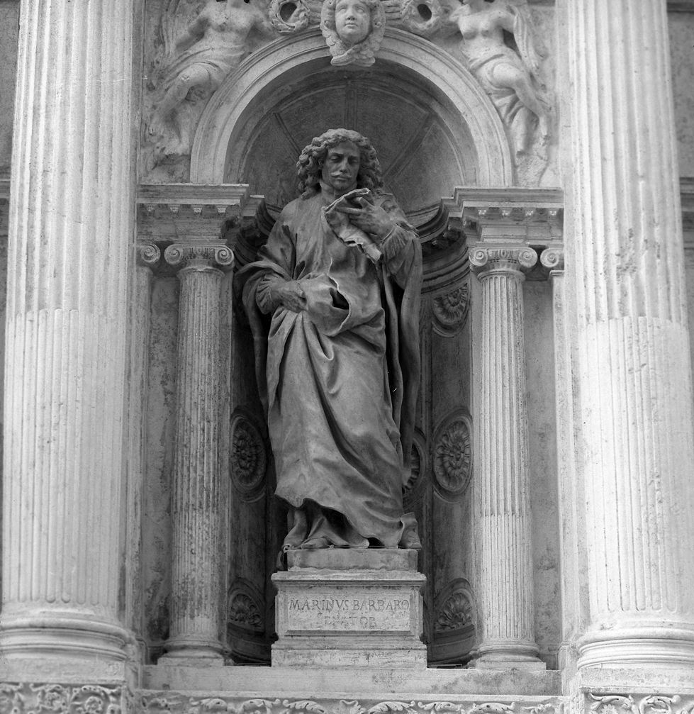 Ritratto di Marino Barbaro (statua, elemento d'insieme) di Sardi Giuseppe (sec. XVII)