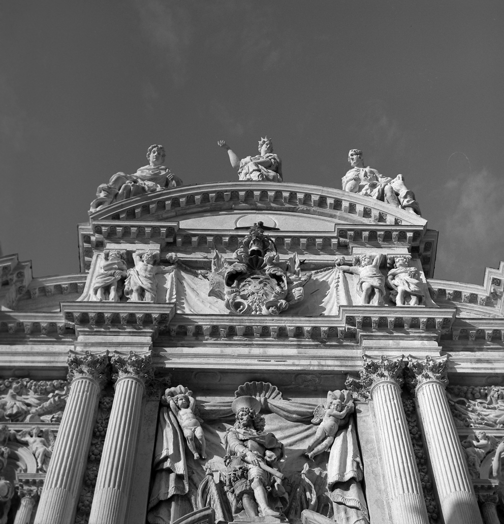 decorazione plastica, elemento d'insieme di Sardi Giuseppe (sec. XVII)