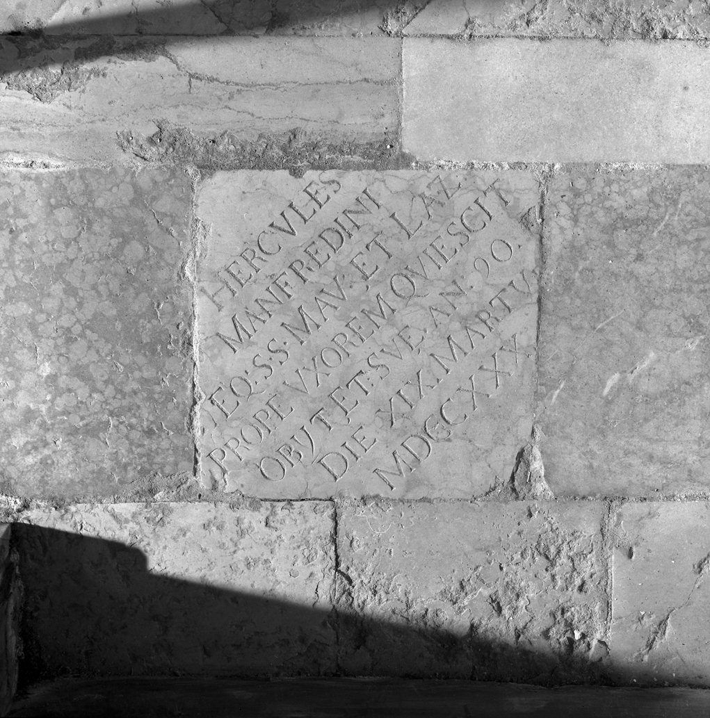 lapide tombale - ambito veneziano (sec. XVIII)