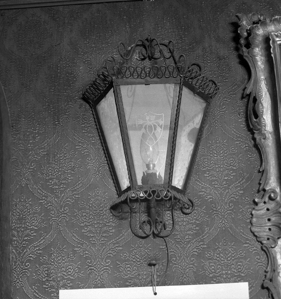 lampada - a muro - ambito veneziano (prima metà sec. XX)