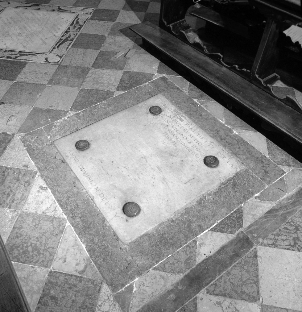 lapide tombale - ambito veneziano (sec. XVII)