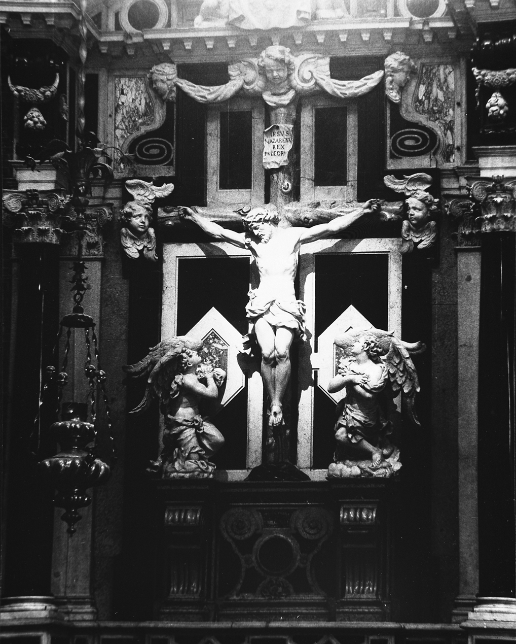 Cristo crocifisso (scultura, elemento d'insieme) di De Corte Josse (sec. XVII)