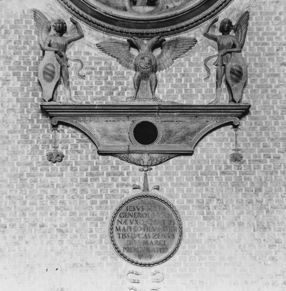 aquila bicipite/ angeli (scultura, elemento d'insieme) - ambito veneziano (sec. XV)