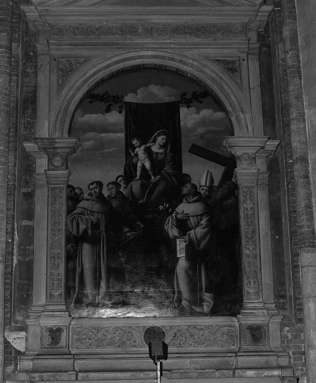 Madonna in trono e Santi (pala d'altare) di Licinio Bernardino (inizio sec. XVI)
