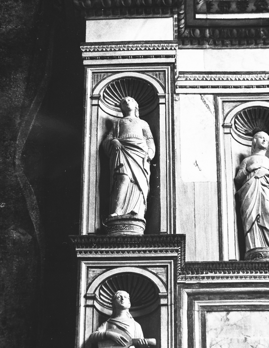 Virtù (scultura, elemento d'insieme) di Rizzo Antonio (sec. XV)