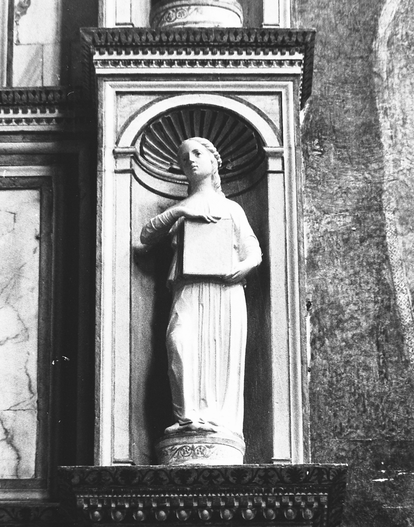 figura femminile (scultura, elemento d'insieme) di Rizzo Antonio (sec. XV)