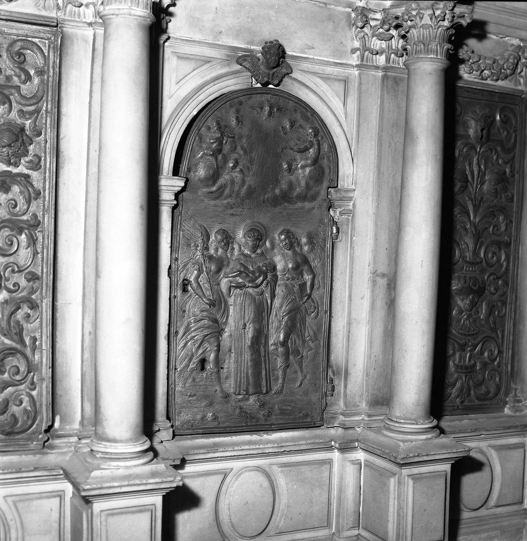 Sant'Antonio da Padova/ angeli (rilievo, elemento d'insieme) di Longhena Baldassarre, Sardi Giuseppe (sec. XVII)