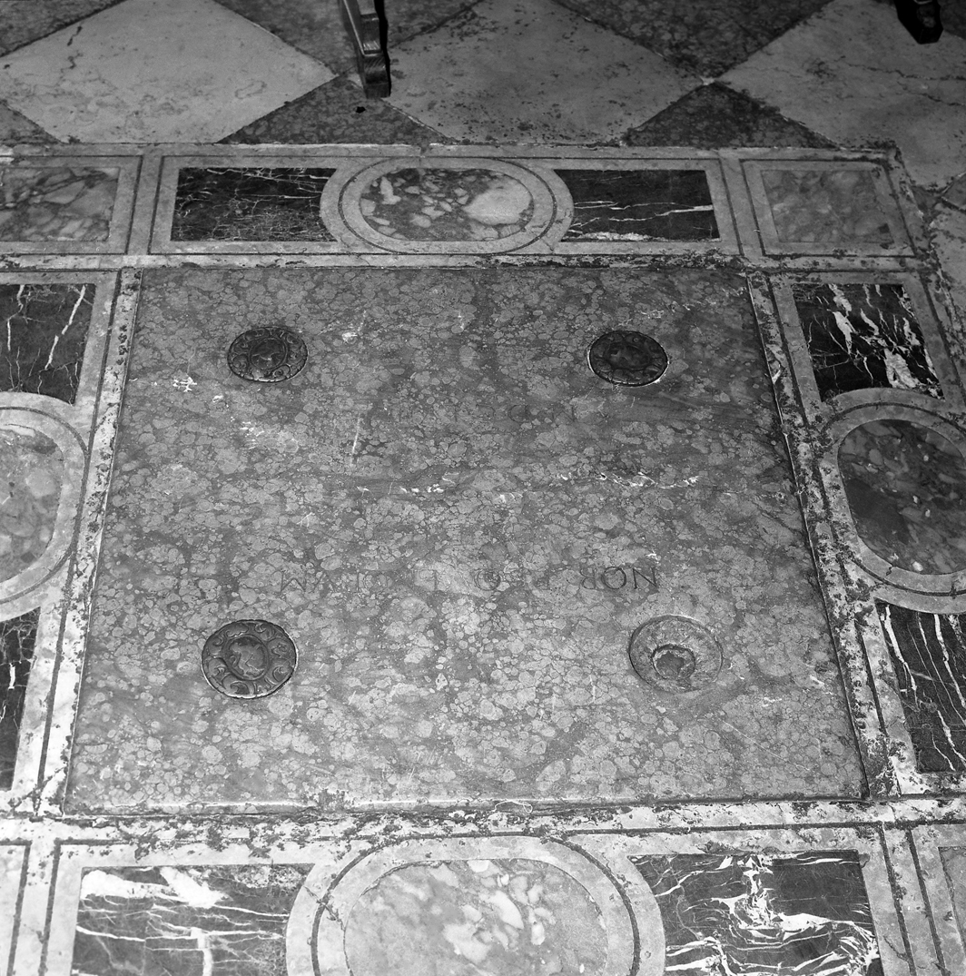 lastra tombale - ambito veneto (sec. XVII)