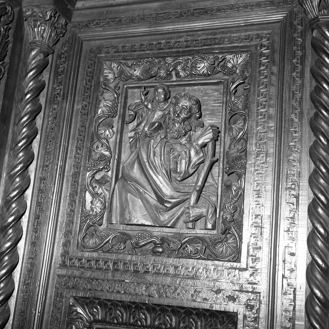 San Cristoforo (rilievo, elemento d'insieme) di Cozzi Marco (sec. XV)