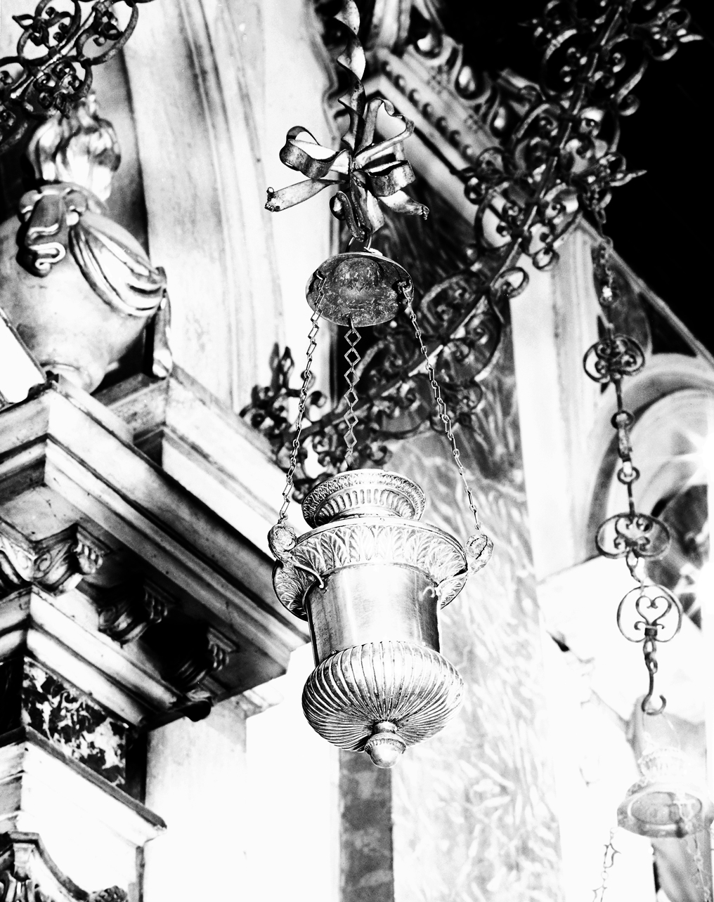 lampada pensile - bottega veneziana (metà sec. XIX)