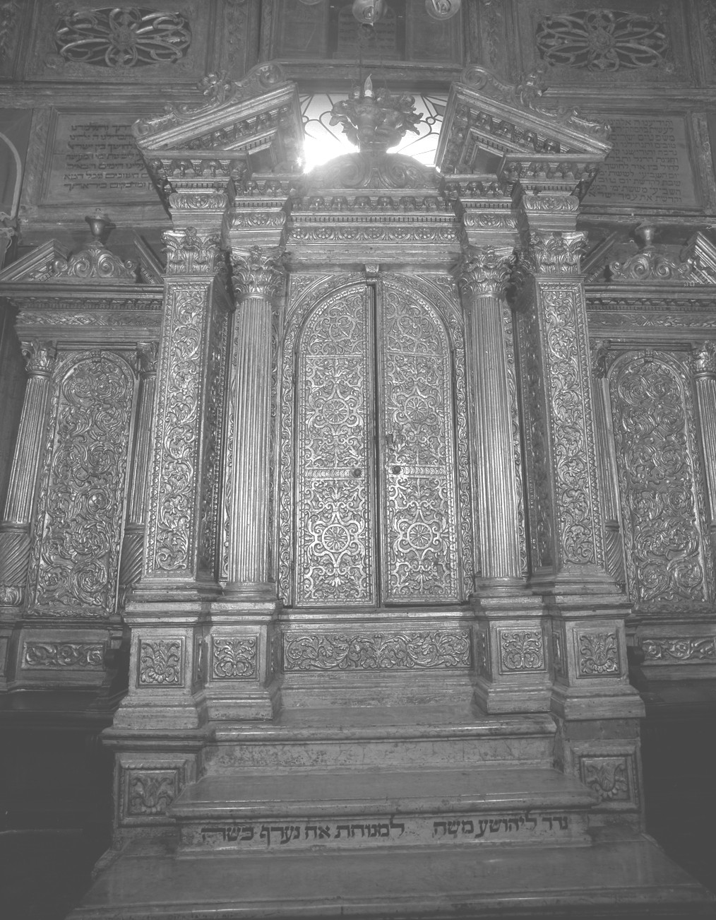 armadio, insieme - bottega veneta (sec. XVII)