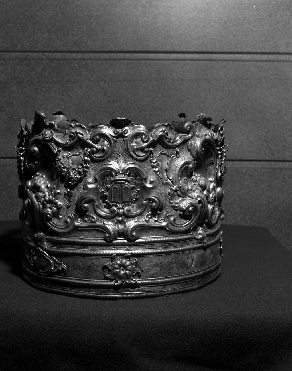 corona - manifattura estense (sec. XVIII)