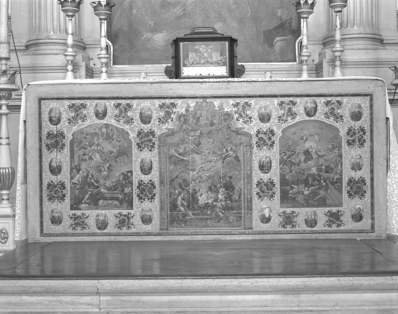 paliotto, opera isolata - bottega veneta (sec. XVIII)