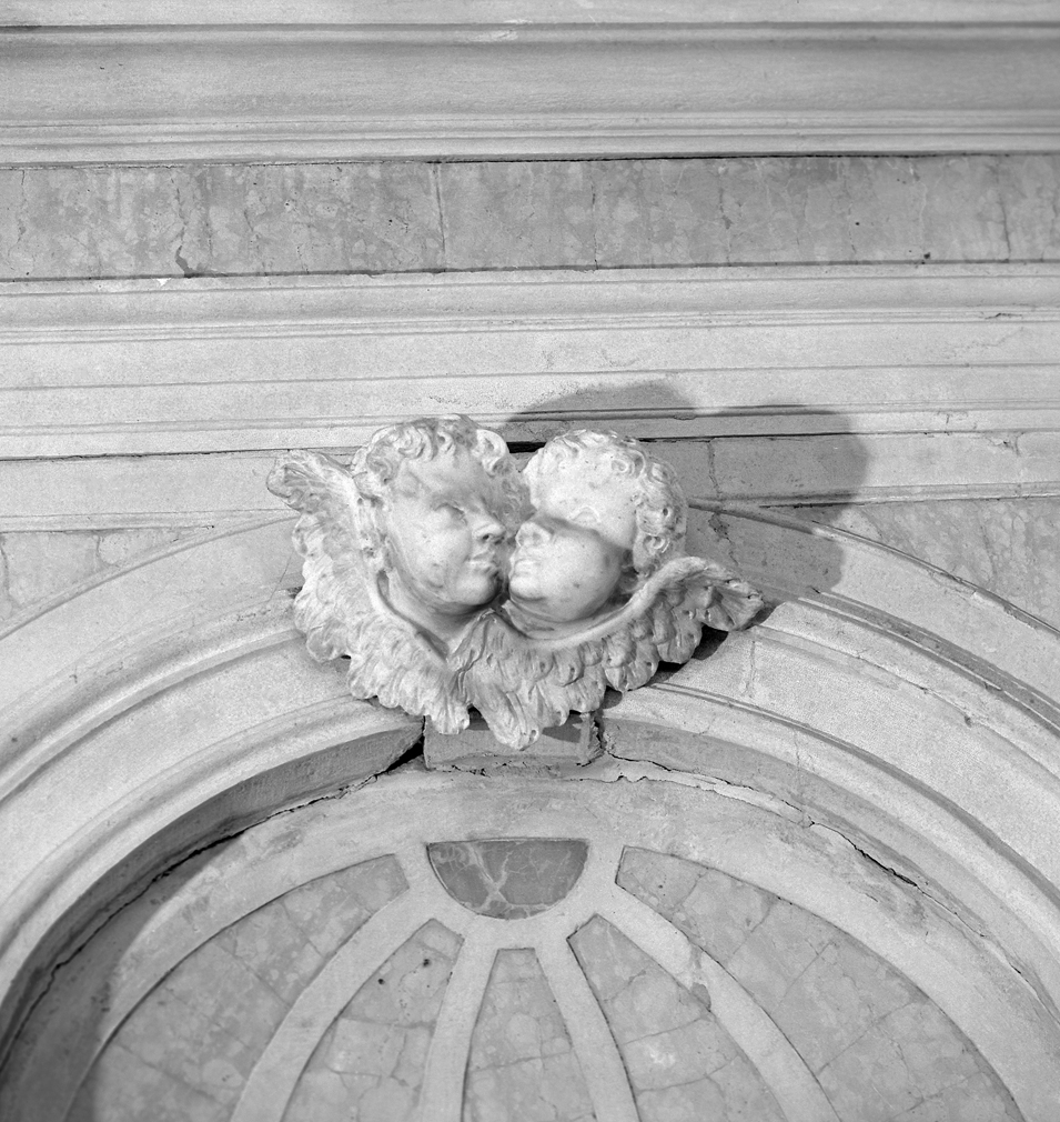 cherubini (chiave di volta) - bottega veneta (sec. XVIII)