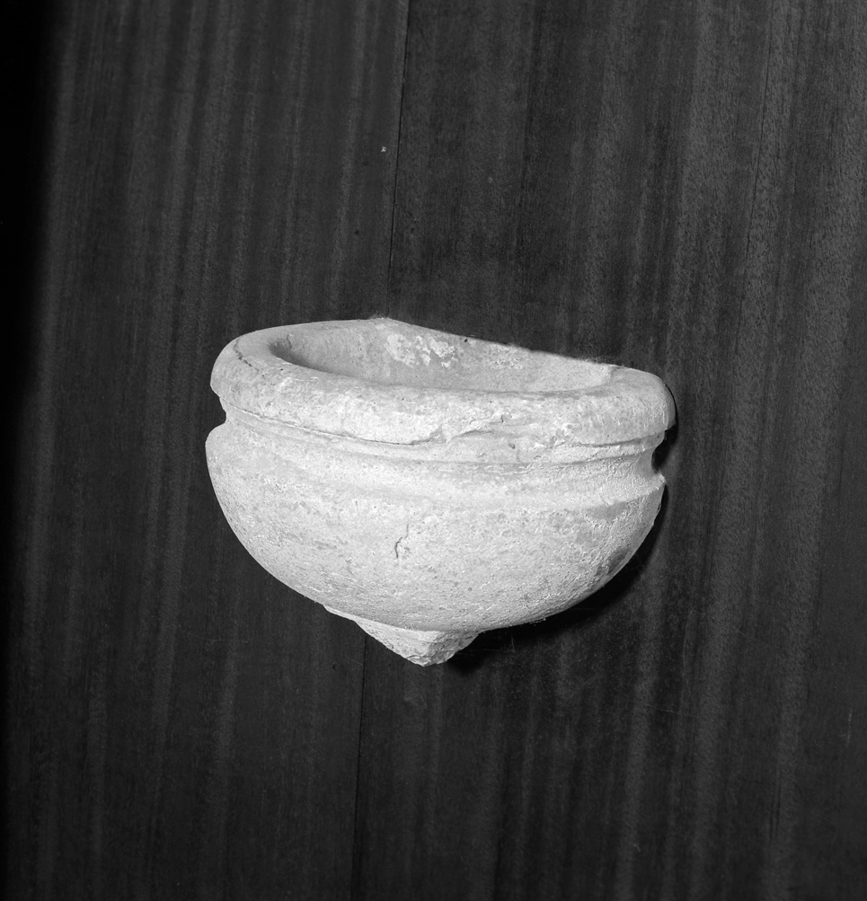 acquasantiera pensile - ambito veneziano (sec. XVIII)