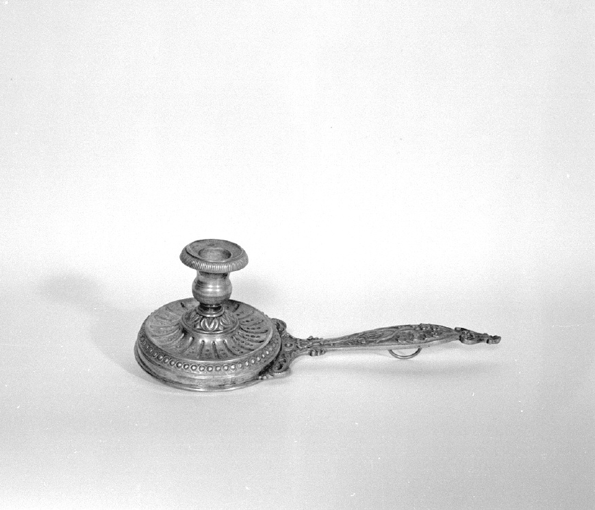 bugia - bottega veneta (prima metà sec. XX)