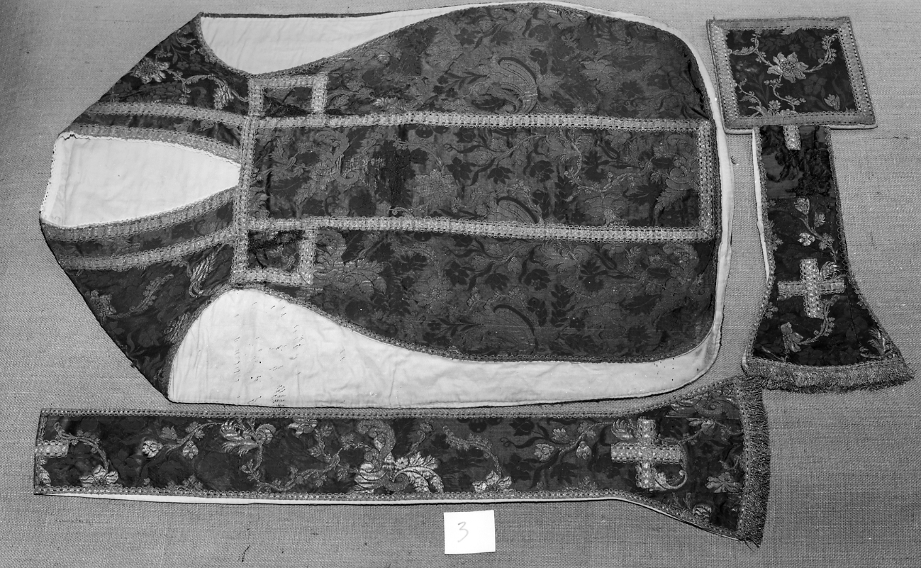 paramento liturgico, insieme - manifattura italiana (terzo quarto sec. XVIII)