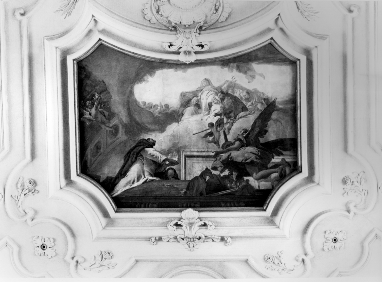 La gloria dell'Ordine, apparizione della Madonna a San Domenico (dipinto, elemento d'insieme) di Tiepolo Giovanni Battista (sec. XVIII)