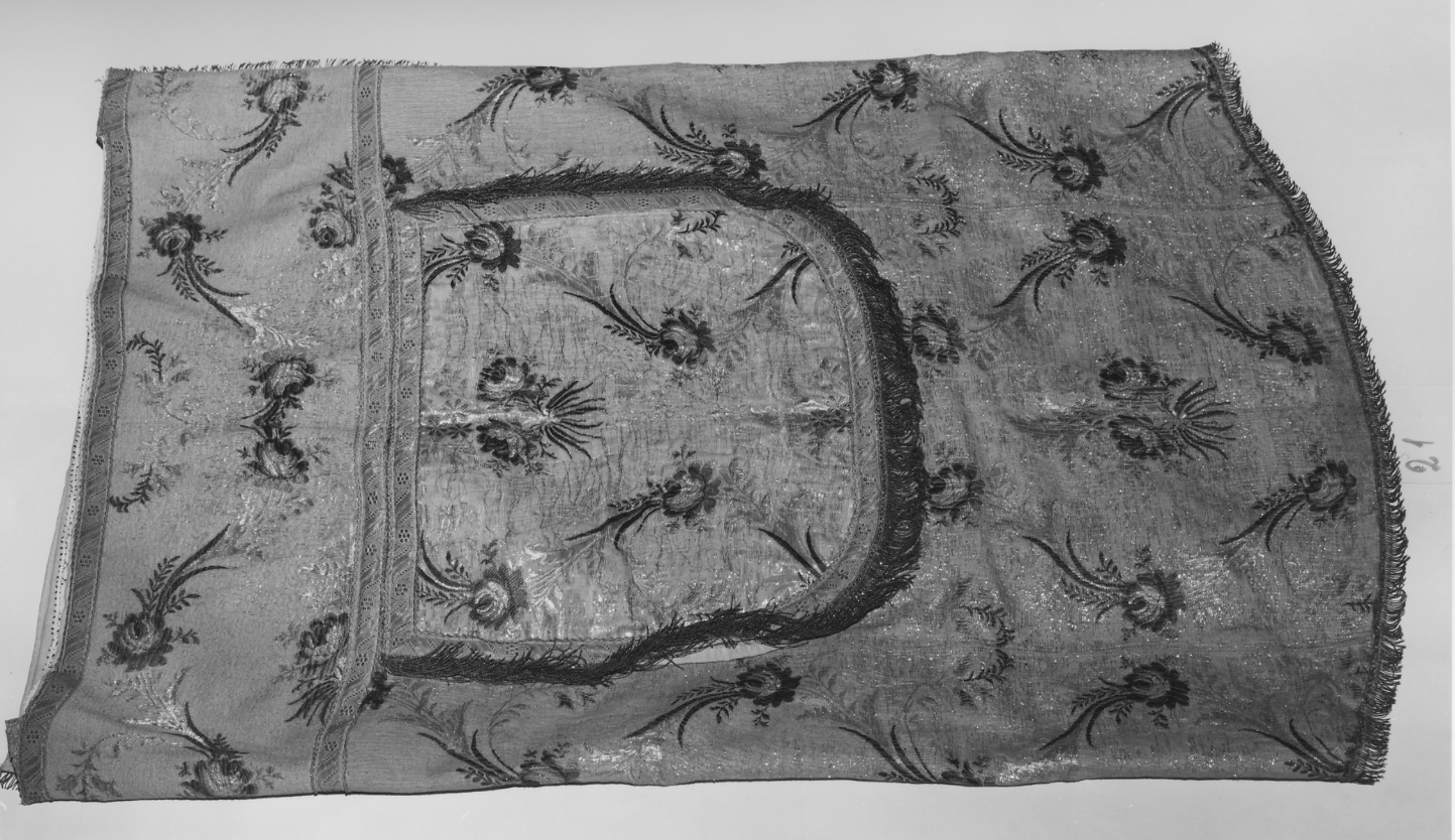 piviale - manifattura italiana (prima metà sec. XIX)