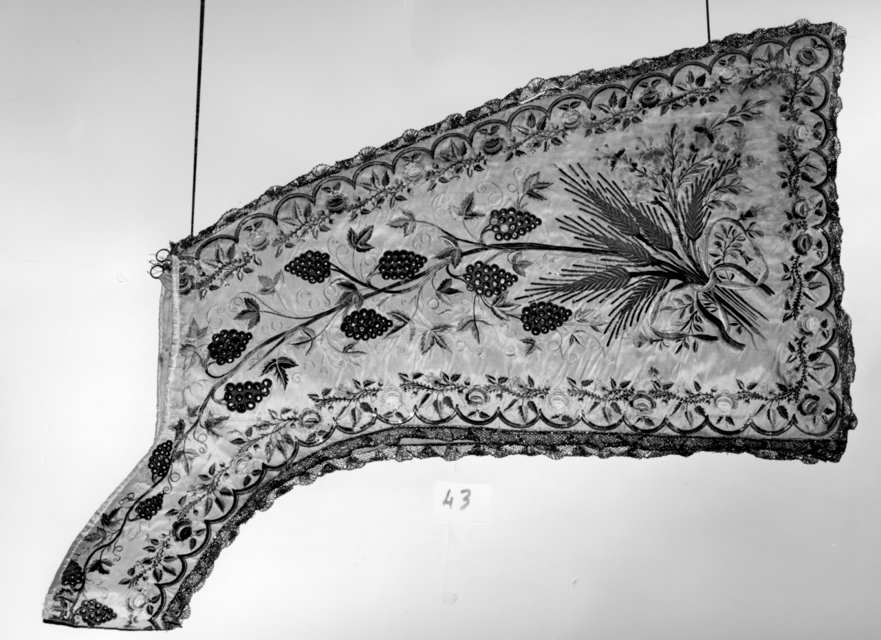 conopeo di tabernacolo - manifattura italiana (terzo quarto sec. XVIII)