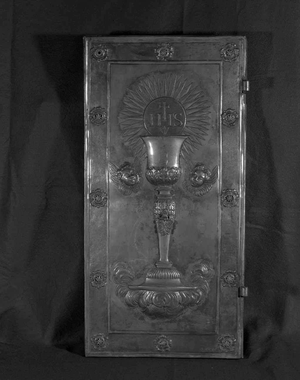 monogramma cristologico (sportello di tabernacolo) - bottega veneziana (sec. XIX)