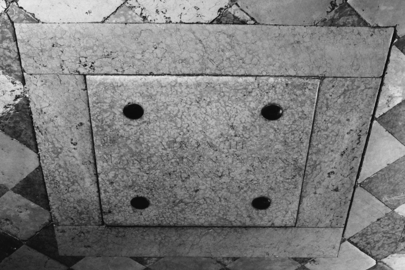 lastra tombale - bottega veneta (sec. XVII)