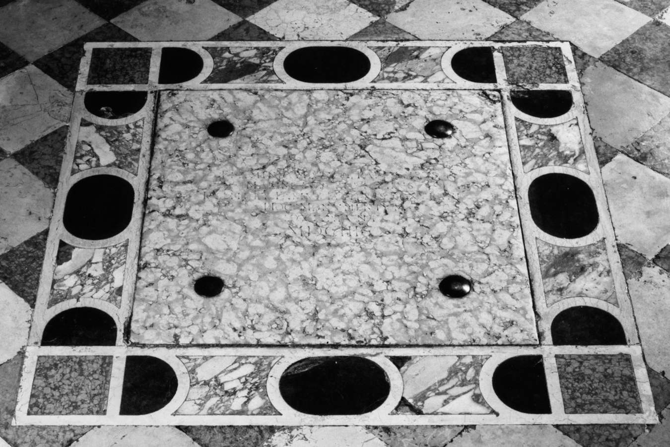 lastra tombale - bottega veneta (sec. XVII)