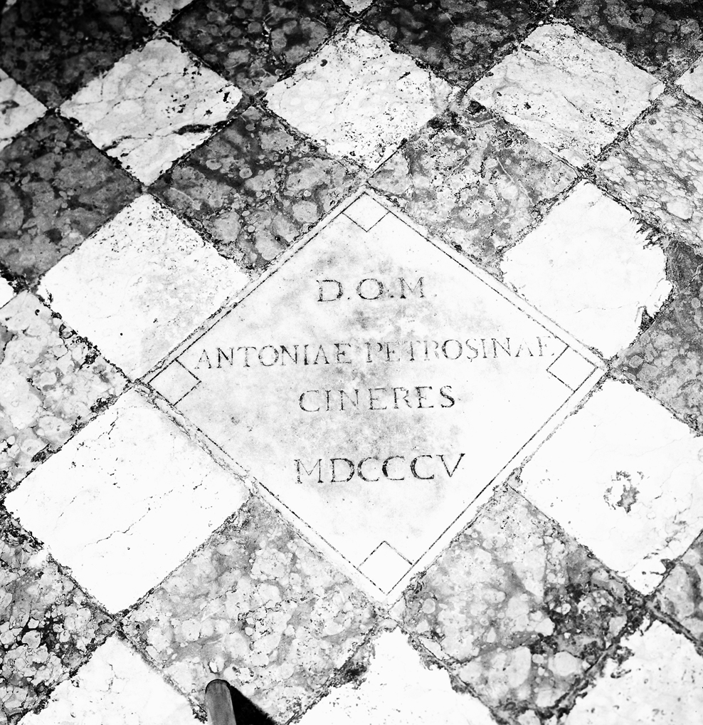 lapide tombale - ambito veneziano (sec. XIX)