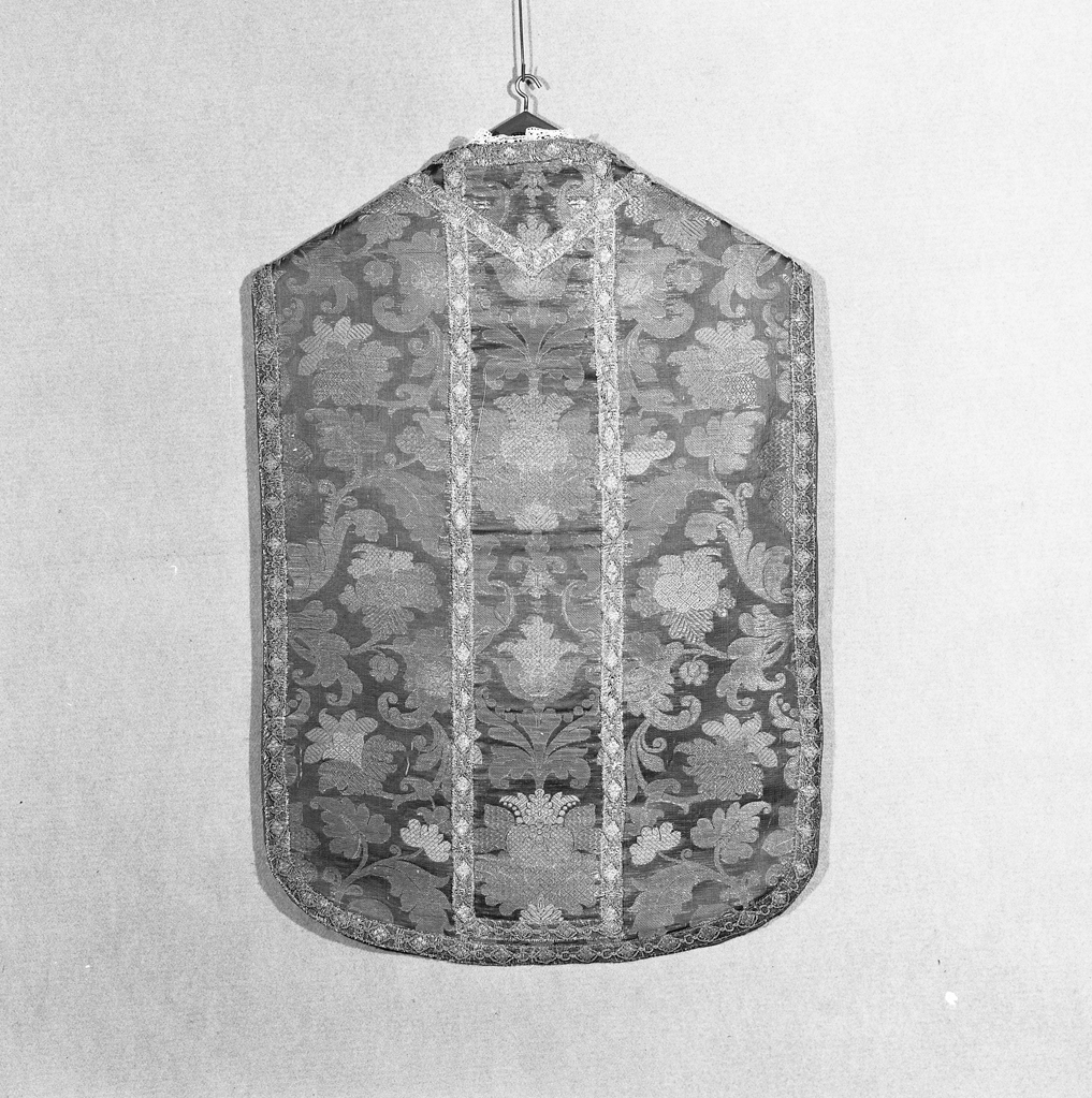 pianeta - manifattura veneta (sec. XIX)