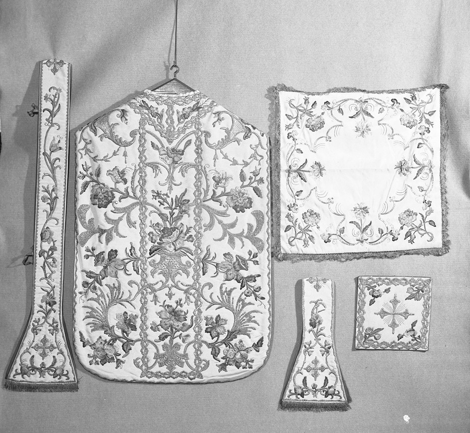 paramento liturgico, insieme - manifattura veneta (fine/inizio secc. XIX/ XX)