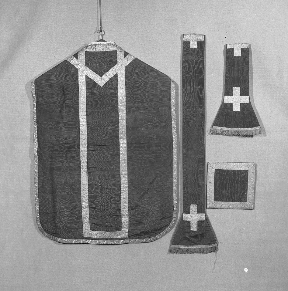 paramento liturgico, insieme - manifattura veneta (sec. XIX)