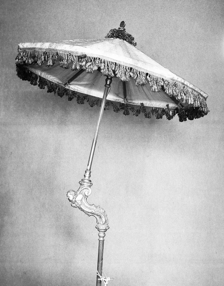 ombrellino processionale - manifattura veneta (seconda metà sec. XVIII)