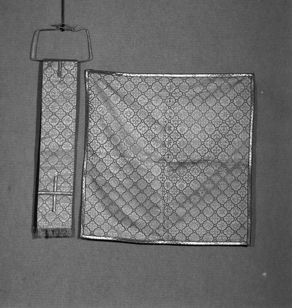 paramento liturgico, insieme - manifattura veneta (fine/inizio secc. XIX/ XX)