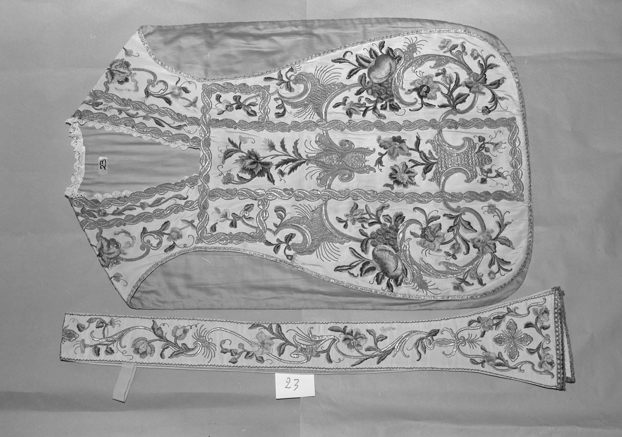 paramento liturgico, insieme - manifattura italiana (prima metà sec. XVIII)