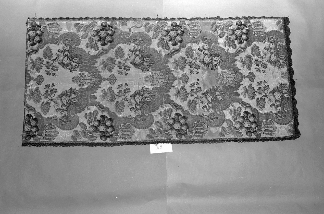 velo omerale - manifattura italiana (metà sec. XVIII)