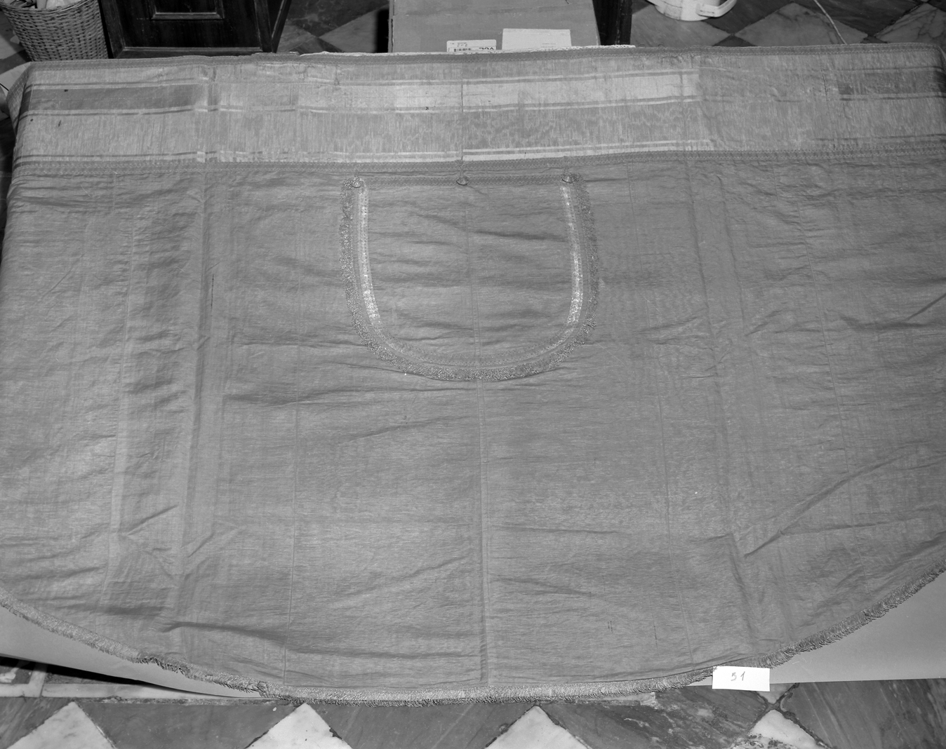 piviale - manifattura veneziana (seconda metà, ultimo quarto sec. XVIII, sec. XVIII)