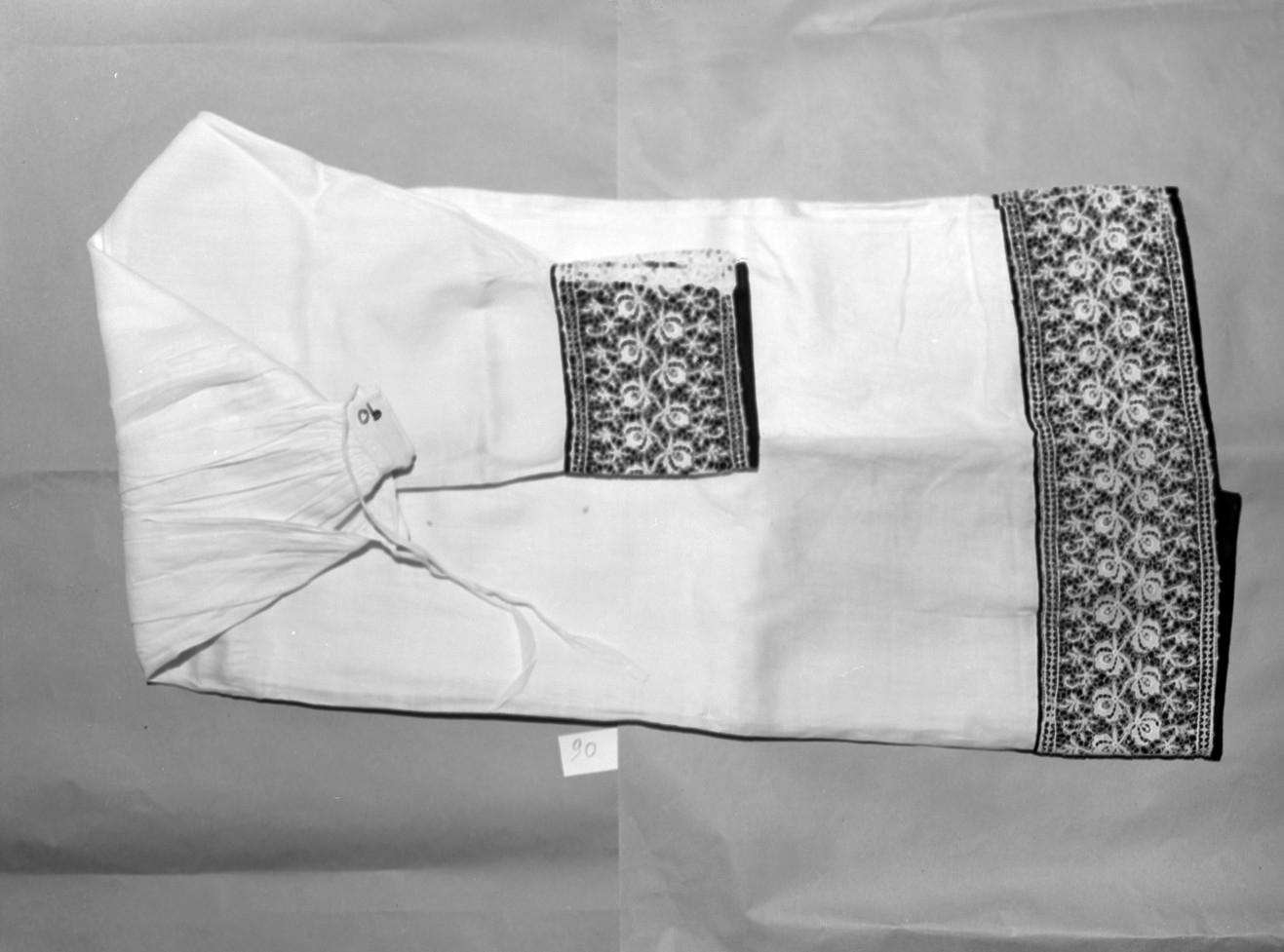 merletto di cotta - manifattura veneziana (fine/inizio secc. XVII/ XVIII)