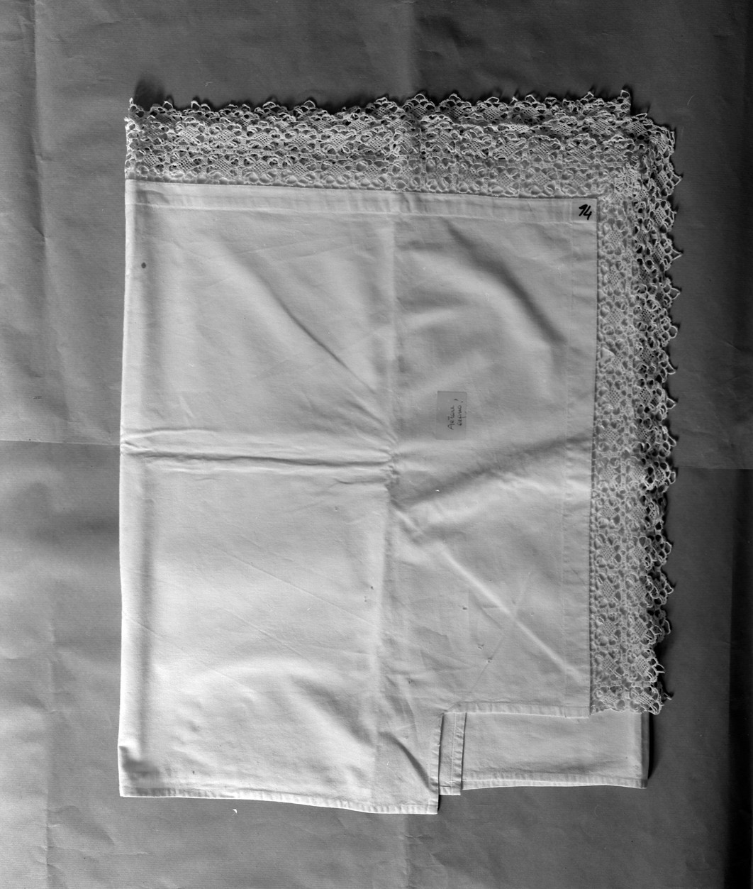 merletto di tovaglia d'altare - manifattura veneziana (prima metà sec. XVII)