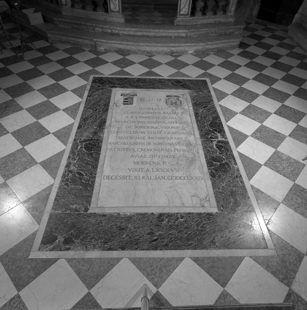 lapide tombale - ambito veneziano (sec. XVIII)