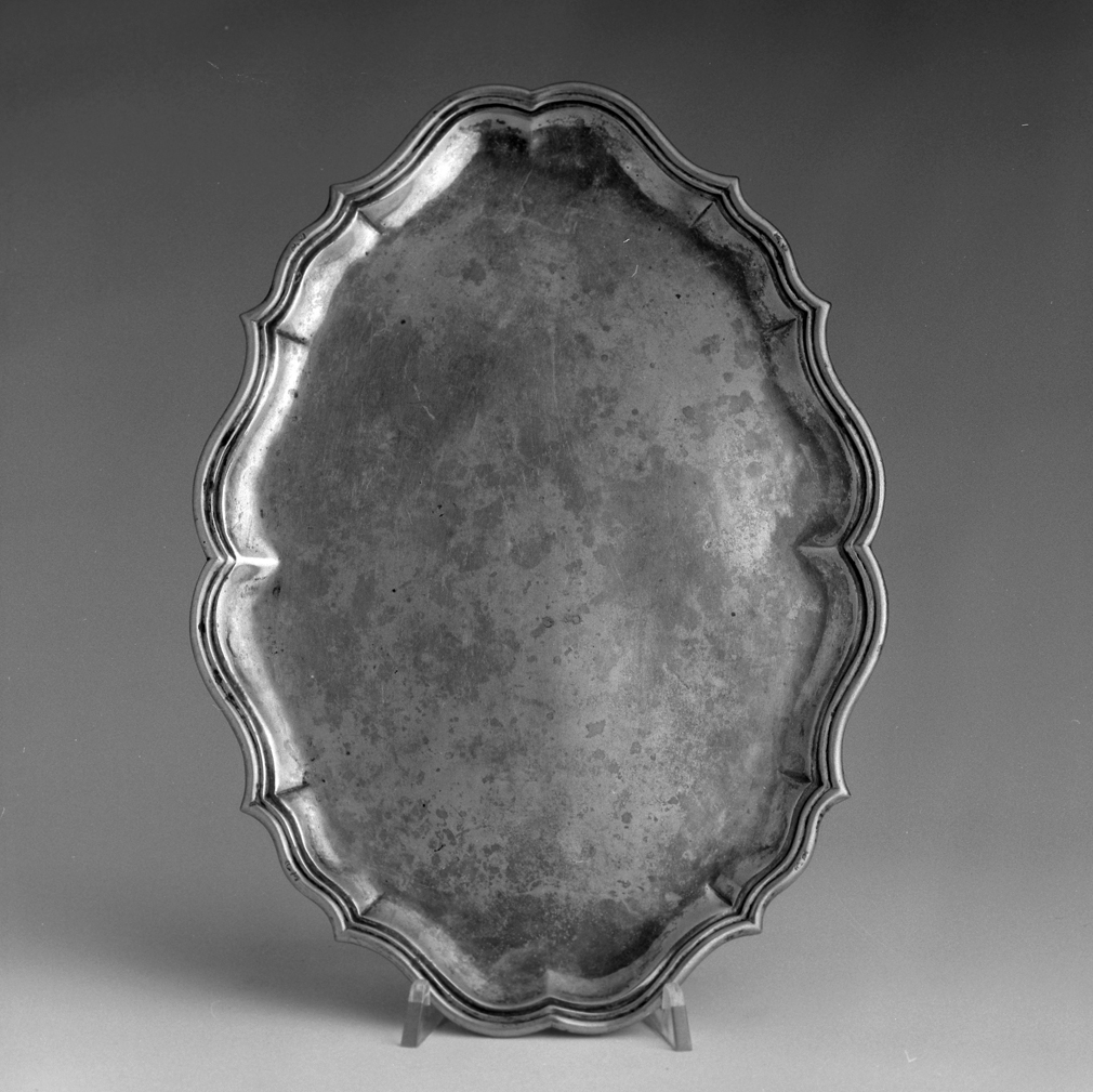 vassoio - ambito veneziano (prima metà sec. XVIII)